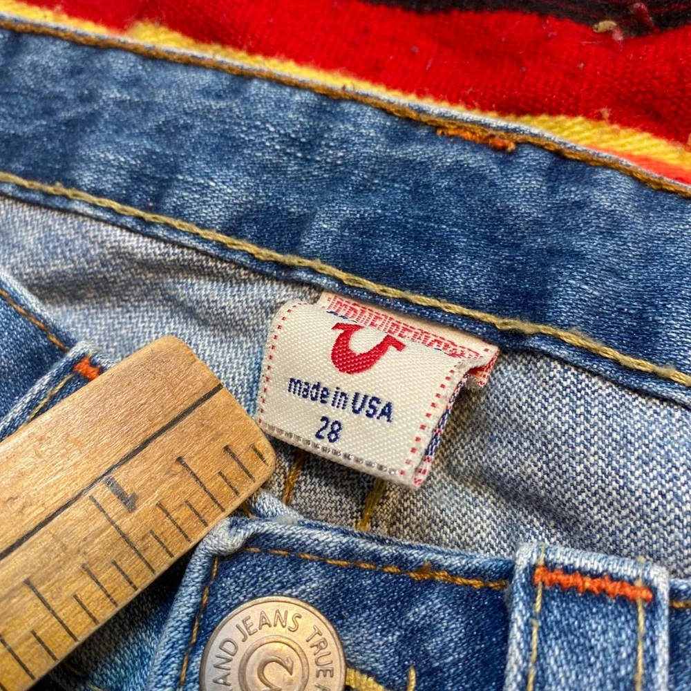 True Religion Bobby Geisha Cherry Blossom Embroidery Flare Jeans Womens Size 28